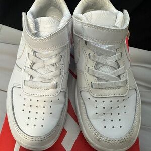 NIKE Boy's Shoes Size 12C